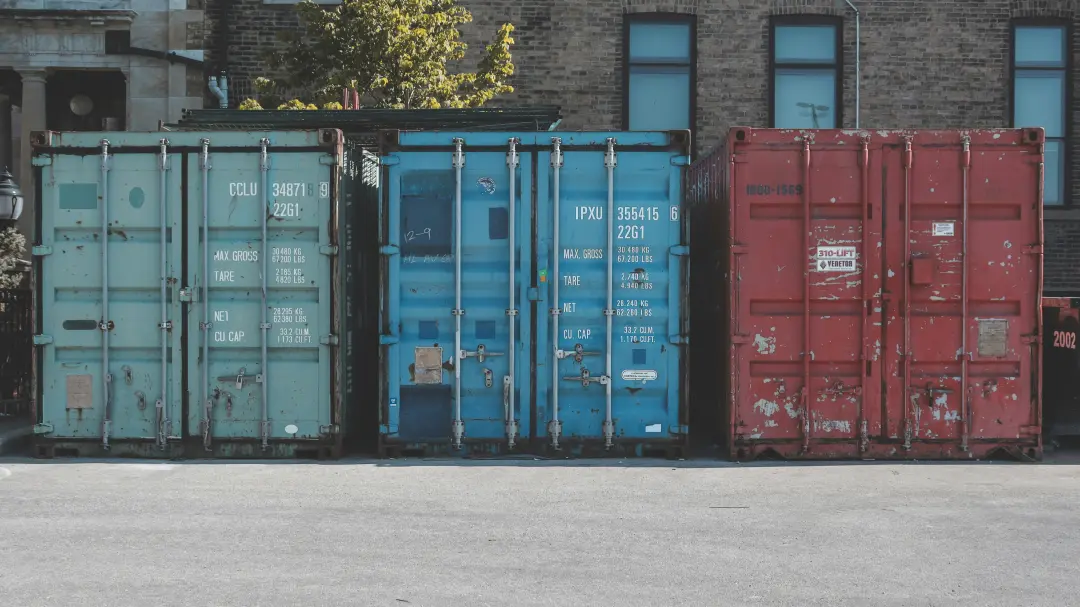Buy Shipping Containers & Storage Container Solutions (20ft, 40ft) - Four Sons Logistics