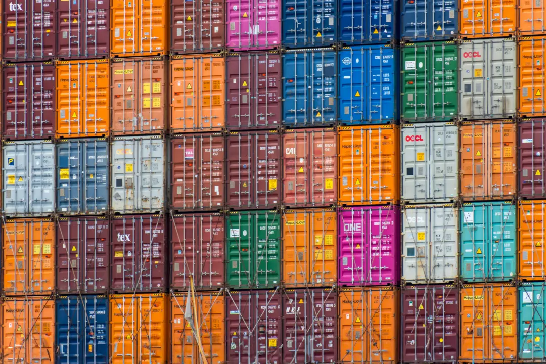Shipping Container Prices & Container Cost in Seattle (2026 Pricing Guide) - Four Sons Logistics