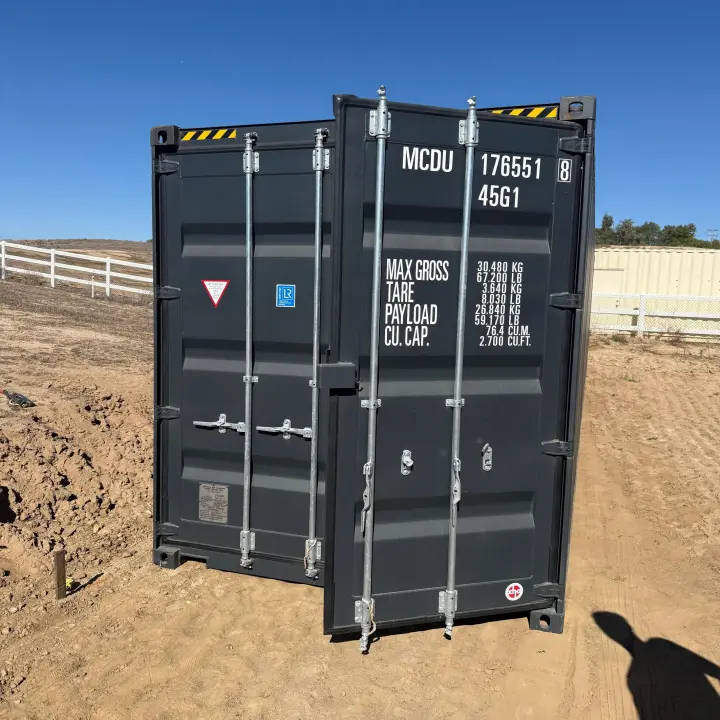 40ft High Cube Container Delivered in Long Beach, CA - Four Sons Logistics